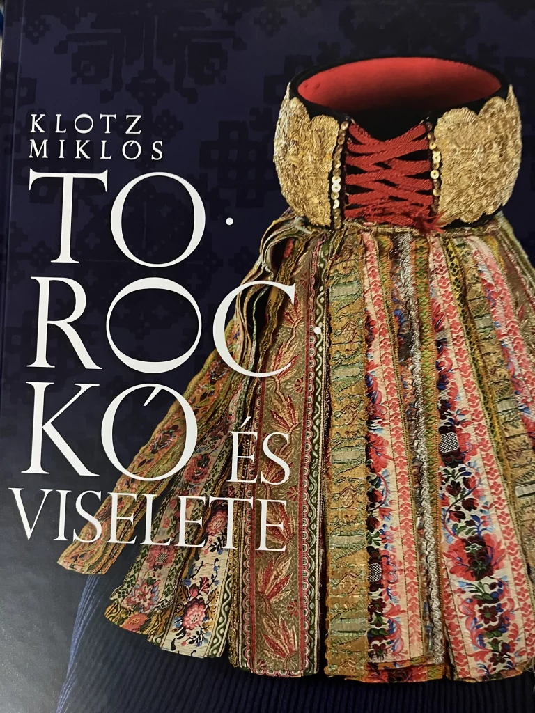 Klotz Miklós: Torockó és viselete